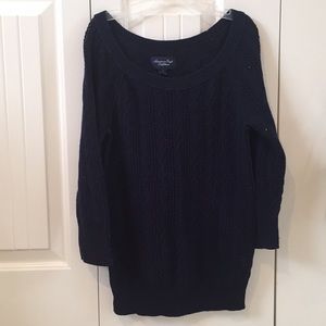 American Eagle navy blue sweater